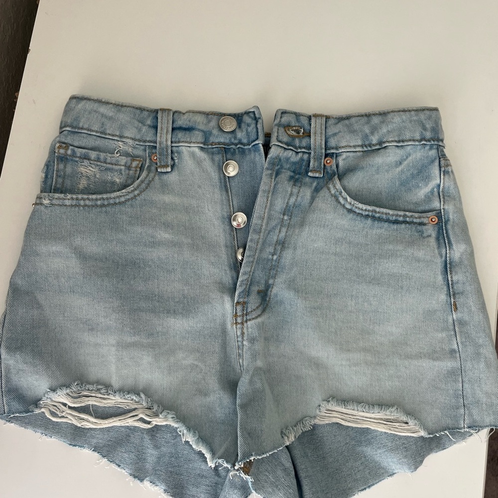 Wild fable light wash jean shorts